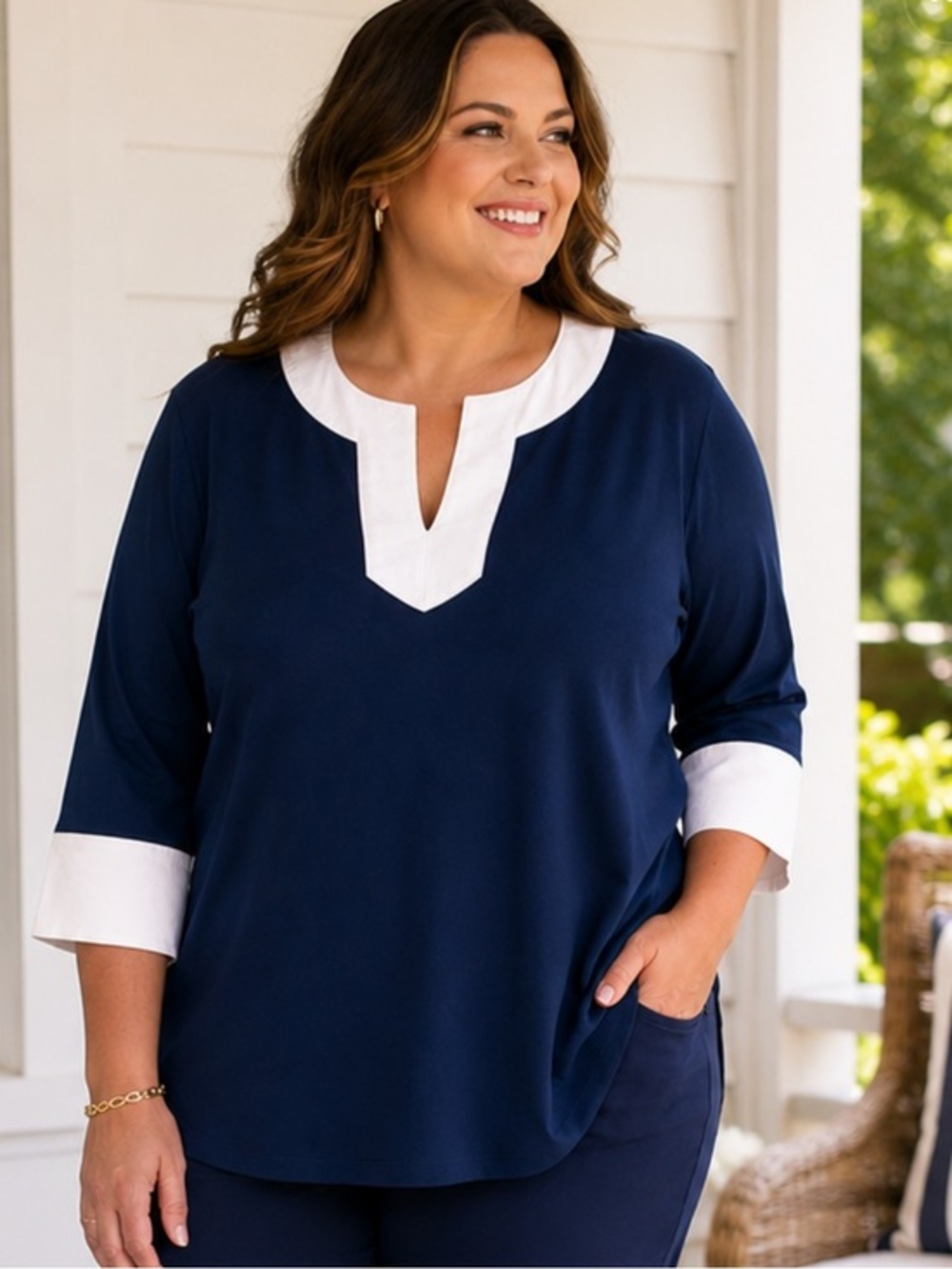 Lauren Ralph Lauren Navy Tunic with White Trim with 3/4 sleeve
Size 2X